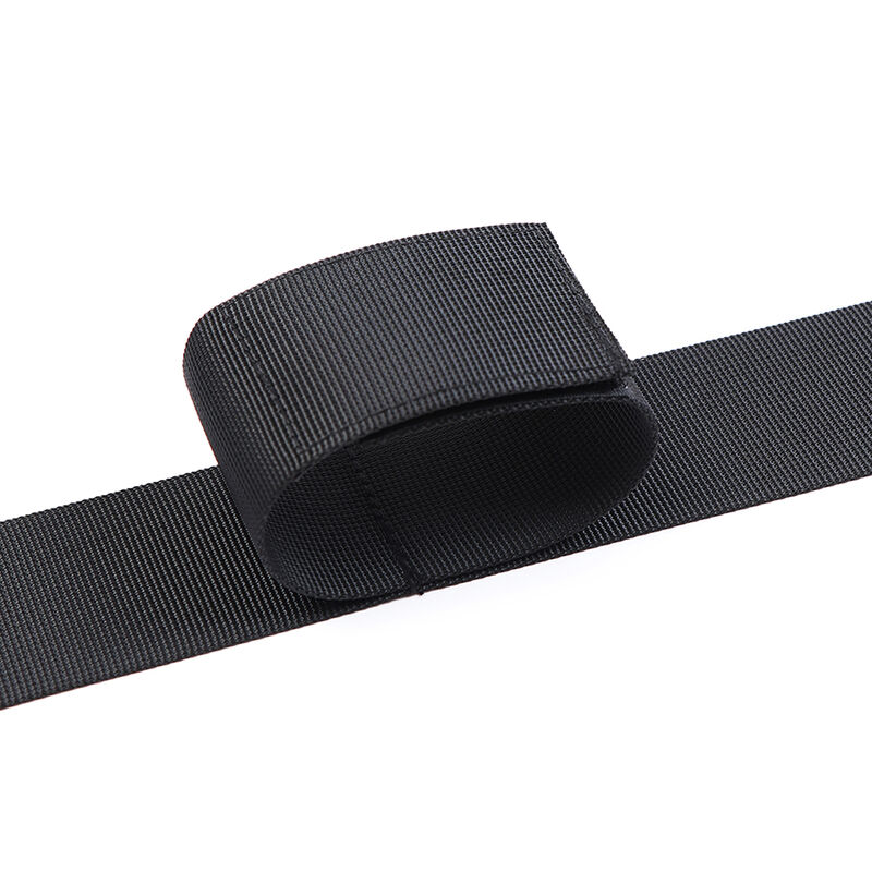 OHMAMA FETICHE - PULSO DE NYLON E RESTRIÕES DE PERNAS - Image 3